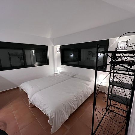 Biznaga Hols (Adults Only) Appartement Benalmádena Buitenkant foto